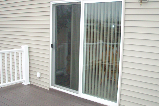 Woodlake-screen-door-repair